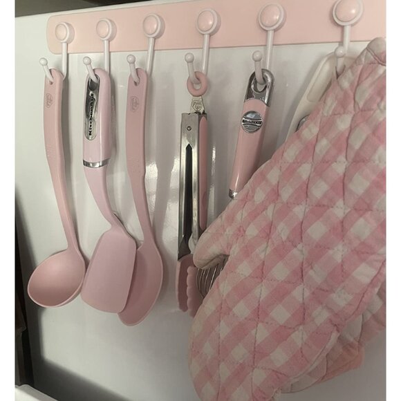 7 Piece Nylon Set Spatulas Turner Spoons and Tongs Soft Pink Cooking Tools - Picture 2 of 10